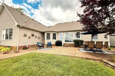 Image de Peaceful - View - Close to Owensboro - Modern Farmhouse