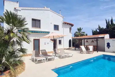 Image de Casa Serendipity, Beautifully Renovated Villa with Private Pool in Moraira.
