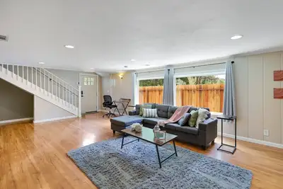 Image de Redbud Respite :: Peaceful & Central