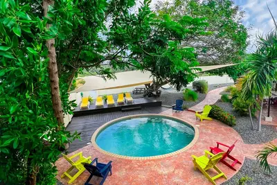 Image de 4 Min Drive To The Nr. 2 Worlds Best Beach! Family-size Apartment with Pool & Bbq