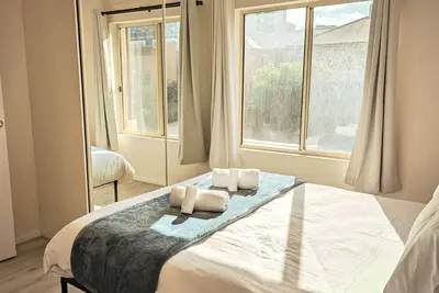 Image de 2br Apartment on Carrington with Car Parking