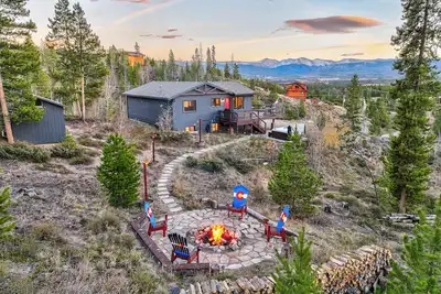 Image de Home w/ Hot Tub/Views-The Sweet Spot Between Winter Park Resort and Lake Granby