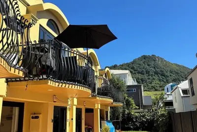 Image de Downtown Mt Beach Family Retreat