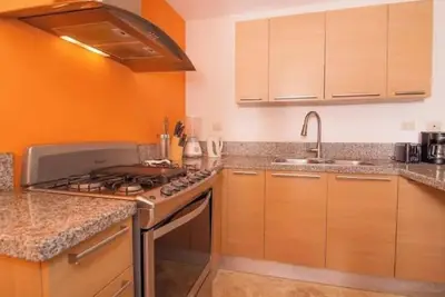 Image de Steps from the beach, 2 bedrooms, 50mbps internet.