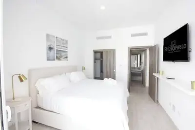 Image de Modern apartments with beautiful pool view