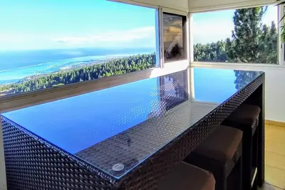 Duplex de 5 chambres, au dernier étage avec vue océan, en résidence avec piscine