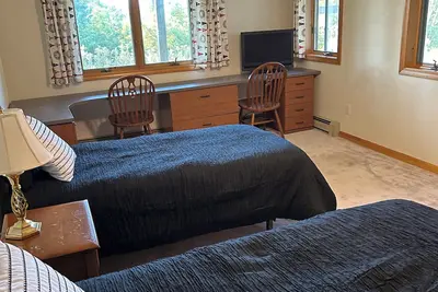 Image de Sizeable home with great view near to Sunapee Harbor, 10 mins from Mt. Sunapee