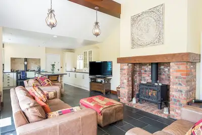 Image de 1 Homecroft Bungalows, Holiday Cottage Saundersfoot, Sleeps 7, 3 bedrooms, bathrooms