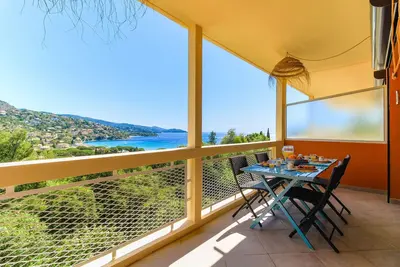 Image de T2 Élégant - Vue Mer  et  Draps/Serviettes Fournis