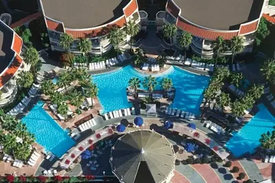 Image de 2br/2ba Sleeps 6 Coronado Beach Resort w/kitchenette by historic Hotel Del -wow!