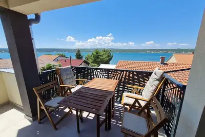Image de Appartement de deux chambres prés de la plage Krusevo, Novigrad (A-23302-b)