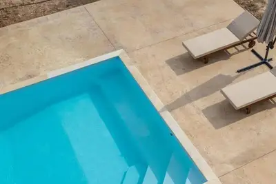 Image de Elia Country House Villa\nA 3 level villa with private pool, hosts up to 9 guests