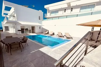 Image de Villa Blanca. Beautiful 3 Bedroom Villa. Private Pool