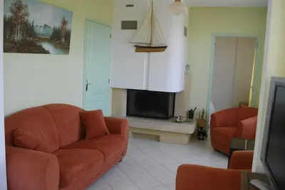 Image de maison 65m2 400m de la mer. cour fermée de 225 m2  parking gratuit