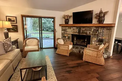 Image de Laurel Cottage- 3 Br\/ 2 baths - Serenity in Highlands, Nc