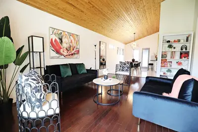 Image de Family & Dog Friendly | A/C | Disney+ | Near Wem