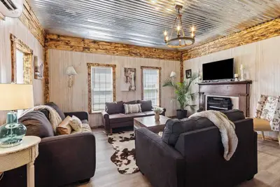 Image de Prairie House on the Americana Farm