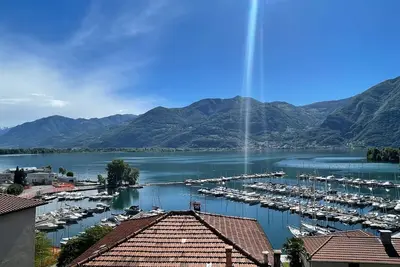 Image de Charming vacation home in Lovere with breathtaking views of Lake Iseo!