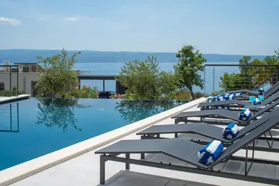 Image de New Villa Apolina 4-en-suite bedrooms, heated 36sqm pool, sea views, beach 1km