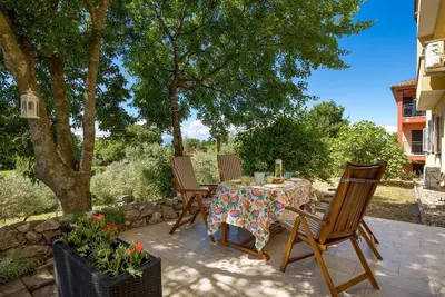 Image de Appartement de vacances Malinska pour 1 - 6 personnes avec 3 chambres à coucher - Appartement de vac