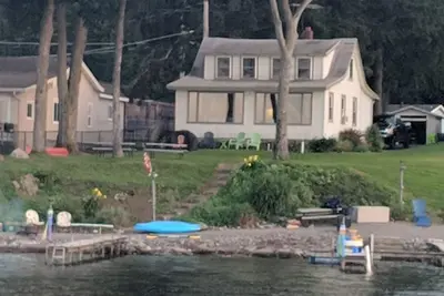 Lake House on Oneida Lake