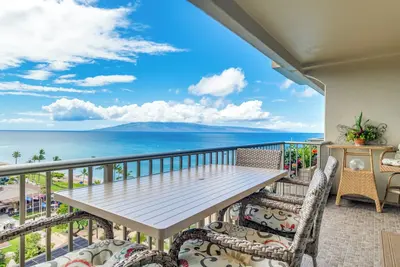 Image de Ocean View steps from beach, dining, shopping 1159
