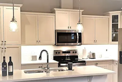 Image de Luxury 4 Bedroom Retreat at The Cottages on Osoyoos Lake