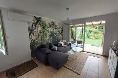 Image de Appartement 55m² jardin privatif quartier calme de plein pied à 2km de l'océan