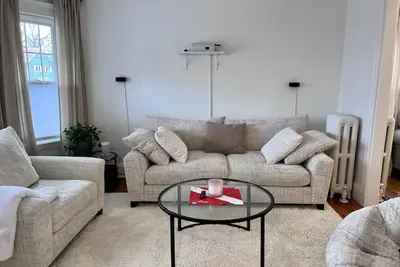 Image de Tufts 2br w/ Standing Desk & Home Theater