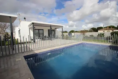 Image de new modern holiday home with very nice private pool and barbecue in quiet surrounding for 6-8 persons, with WiFi and aircon