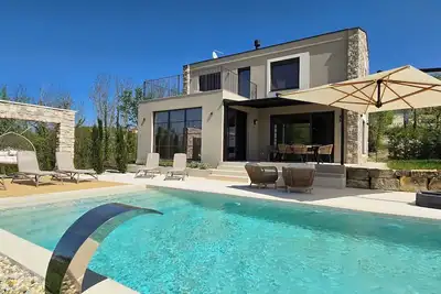 Image de Casa Cha a villa immersed in nature and privacy with open views of Istrian hills