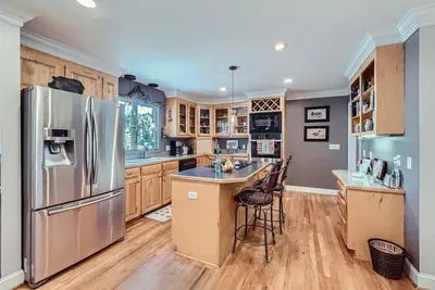 Image de New to Vrbo! Shady Cove Retreat