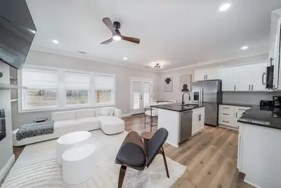 Image de Urban Stylish Escape to Pickwick Lake