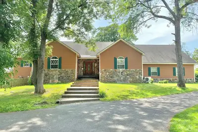 Image de Waterfront Escape