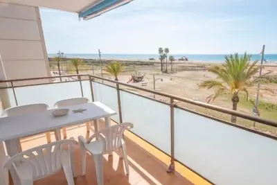 Image de R155 Beachfrontapartment 3