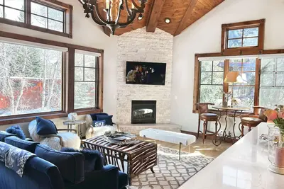 Image de Prime Downtown Aspen Condo