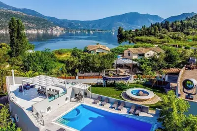 Image de Villa \"Boat\" avec vue sur la mer, Wi-Fi et climatisation