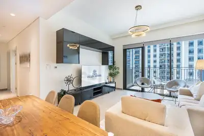 Image de Nicely Furnished 2br Home in Dubai Hills