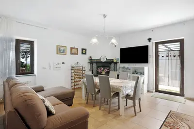 Image de Maison de vacances 'Rita Al Vesuvio' avec vue sur la montagne, terrasse privée et jardin privé