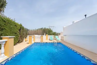 Image de Appartement 'Villa Casablanca' avec vue sur la montagne, piscine privée et Wi-Fi