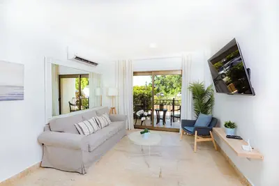 Image de Island Living Made Easy – Spacious 2br Near Beach, Perfect for Long Stays