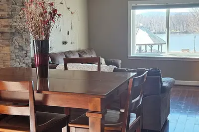 Image de Dog-friendly riverview home on the Mississippi!