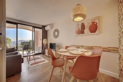 Image de Immogroom -vue mer- Piscine- Parking- jardin