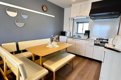 Image de 2dk 2 semidouble beds 1 double bed 1 work tabl / Nanjo Okinawa