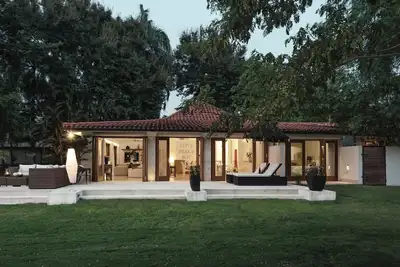 Image de 4 Bedroom Golf Lake Front Villa in Casa de Campo