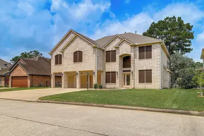 Expansive Home in Humble Near Lake Houston!