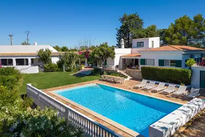 Image de Quinta dos Ciprestes - Heated Pool, Tennis Court & Sea View