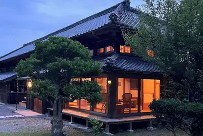 Image de Kagetsuan main house is a  retreat surrounded by rice fields and bamboo groves.