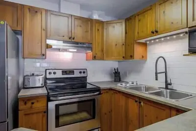 Image de 3 Bed Townhouse - Fireplace - Great Location