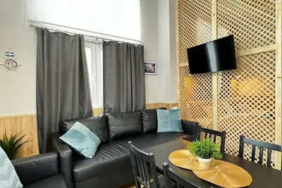 Grandera Apart's - Lliri 32, Apart 6